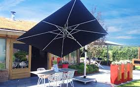 If you have a large sitting area, there are cantilever parasols that measure over 4m. Luxury Cantilever Parasols Official Solero Webshop