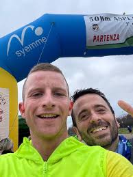 Oggi i nostri atleti Alberto Blè e Stefano Grillo hanno partecipato alla I  edizione “50 km Aspettando il Passatore”. Stefano ha concluso la gara in 4h  e 13m, mentre Alberto in 4h