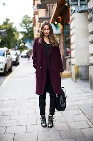 Le manteau bordeaux pour femme vous permet de créer des images insolites et impressionnantes pour tous les jours. 1001 Idees Sur La Tendance Couleur Hiver 2019 2020
