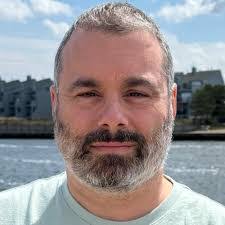 Rich Romano's Instagram, Twitter & Facebook