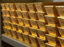 If you need assistance in assessing the gold bar price, or if you should have any issue buying a kilo of gold on apmex.com, we are eager to assist you. How Much Does A Bar Of Gold Cost Quora