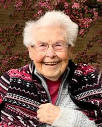 Lorna Holbrook's Instagram, Twitter & Facebook