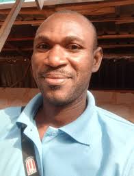 To everyone hustling hard to make ends meet . 3B3FA WATE 💯🤞 Don't give up  !!!