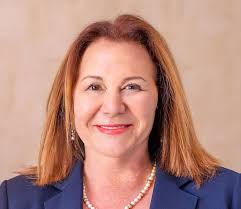 Laurel Matthews's Instagram, Twitter & Facebook