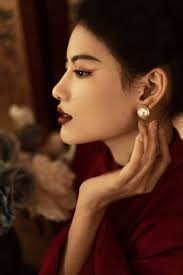 Nữ diễn viên chuyên vai phản diện Ly Na Trang: Không chạnh lòng khi bị gọi  là "ác nữ"