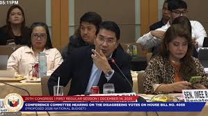 NewsWatch - UPDATE: Public Works Secretary Vince Dizon says contractors  behind ghost projects will be banned permanently: no process, no  investigation, automatic blacklisting. Dizon adds that appropriate charges  will also be filed
