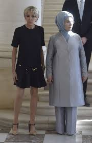 Melania Trump Smolders In Cocktail Dress Next To Hijab Clad Emine Erdogan Fashion Muslim Fashion Girl Outfits