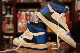 100% de satisfaction garantie ou votre remboursement! Best Look Yet At Fragment Design X Travis Scott Aj1 Hypebeast
