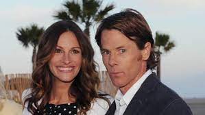 Hazel moder, henry daniel moder, phinnaeus moder. Das Ist Julia Roberts Ehemann Daniel Moder