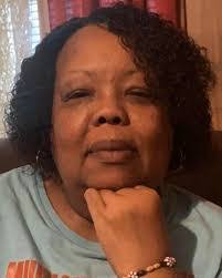 Cynthia Latimer's Instagram, Twitter & Facebook