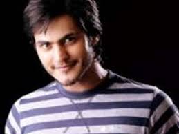 Ravi Bhatia Height, Age, Family, Wiki & More