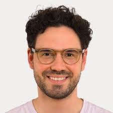 Angela Kern (@ankern_)