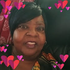 Roxie Simon's Instagram, Twitter & Facebook