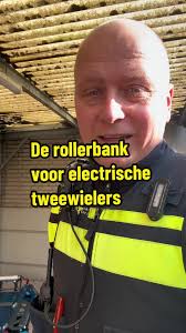 Politie Rijdt Fatbike Aan Enschede