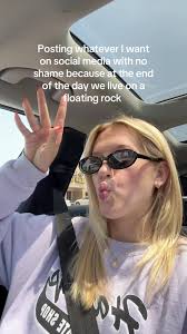 demi.freeman.pt2 (@demi.freeman.pt2)