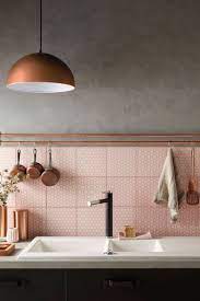 14 Eye Catching Blush Pink Copper Home Decor Ideas Retro Home Decor Interior Kitchen Interior