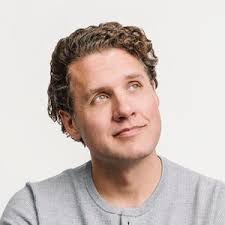 Mark Manson (@iammarkmanson)