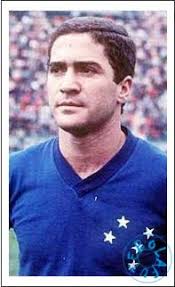 Resultado de imagem para palhinha jogador