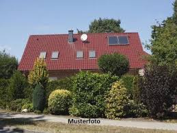 Haus hubertus liegt mit der front direkt am großen pley, eine schöne parkähnliche grünfläche direkt im ortskern. Hauser Kaufen In Gangelt