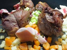 Perfekt Geschmorte Ochsenbackchen Rinderbackchen Schmorinfos Rinderbackchen Ossobuco Rezept Fleisch Gerichte