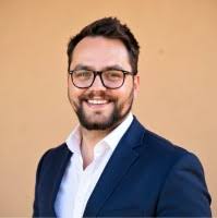 Brilliant day meeting some of the top CIO's and technology leaders across  Australia today at the ADAPT CIO Edge Conference where the theme was  "Simplification & the CIO Role in Enabling Business