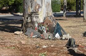 Audi r8 αναζητά η αστυνομία μετά το θανατηφόρο τροχαίο στη βουλιαγμένη. Ousvcoklguge1m