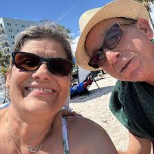 Jarulay, "El Papá de los Cachorros", Celebra su 21° Cumpleaños Rodeado de  Amor y Alegría Jarulay, el cantante cubano, conocido como "el papá de los  cachorros", celebró su 21° cumpleaños en un