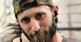 Taylor Winston: Iraq veteran who stole pick-up truck to help Las Vegas  shooting victims to be given free truck