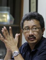 ERWIN ANDERSEN DAN WIJAYA KUSUMA SOEBROTO