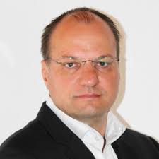 Mitarbeitende von Würth Elektronik Gruppe