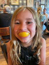 Amber Maas's Instagram, Twitter & Facebook