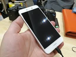 Huawei P9 Lite (2017) Hands-On-Video ...
