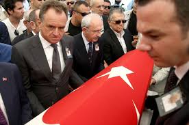 Mehmet sinan tara is ceo of turkey's largest construction company, enka construction. Siyaset Ve Is Dunyasinin Onde Gelenleri Sarik Tara Yi Ebediyete Ugurladi Haberler
