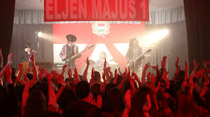 Mit keres Csernus doki és Michelle Wild az első magyar gitárhősről szóló  filmben? | 24.hu