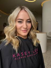 🔥Looking for a model for hot stone massage assessment🔥 Hey everyone! I'm  currently studying my diploma in beauty therapy and I am in need of a model  for my Hot Stone Massage