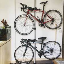 自転車スタンド届きました 愛車2台玄関にディスプレイしました これで台風きても安心だね ロードバイク 自転車 玄関 玄関インテリア ロードバイク 収納 自転車 自転車 壁掛け