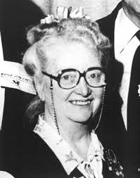 Iris Becker's Instagram, Twitter & Facebook