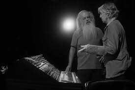 Paul mccartney has spoken in a new interview of his joy at reuniting with the beatles bandmate and songwriting partner john lennon. Paul Mccartney Reflects On Beatles In Mccartney 3 2 1 Trailer