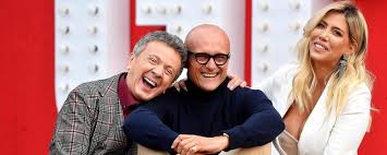 Se un concorrente abbandona la casa del grande fratello vip 2 paga una penale da 100mila euro? Grande Fratello Vip La Diretta Live Cambia Canale Ecco Dove Vederla Tvzap