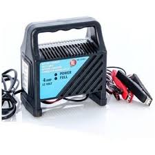 La batteria dell'auto è fondamentale e deve essere sempre sufficientemente carica. Easyelettronica Caricabatterie Auto Avviatore 4a 12v Con Indicatore Carica Batteria Automobili Eprice