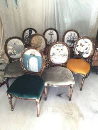Eclectic Set Of Dining Chairs Upholstered With Velvet And Leather On French Louis Xvi Accent Side Chairs Ani Upholstered Dining Chairs Upholstered Chairs Decor
