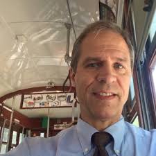 Gary Gaddis (@GaryGChimesIn)