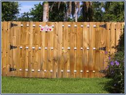 Pin Di Fence Designs Idea