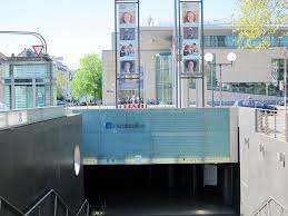 55 reviews by visitors and 20 detailed photos. Haus Der Geschichte Der Bundesrepublik Deutschland Und U Bahnstation Heussallee Museumsmeile Objektansicht