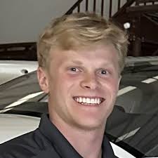 title Congratulations to Baylor Aviation Sciences Senior, Brett Nelson, and  Junior, Tobi Witt, who independently secured internships at United Airlines  this summer! Brett will be based in Newark, NJ, and Tobi in