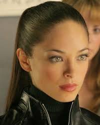 Kristin Kreuk December 30 Sending Very Happy Birthday Wishes Kristen Kreuk Kristin Kreuk Kristin Kreuk Smallville
