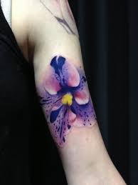 Cuore di mamma da krokotak. Molto Realistico Dettagliato E Colorato Fiore Tatuaggio Su Braccio Tattooimages Biz