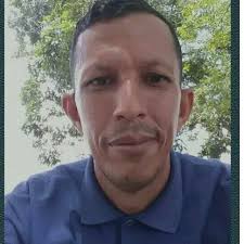 Ni con todos los gramys te vamos a respetar por qué tú no eres rapero.