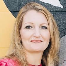 Kellie Clary's Instagram, Twitter & Facebook