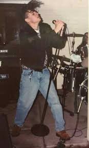 Young Chester Bennington Look At That Hair Chester Bennington Linkin Park Chester Linkin Park